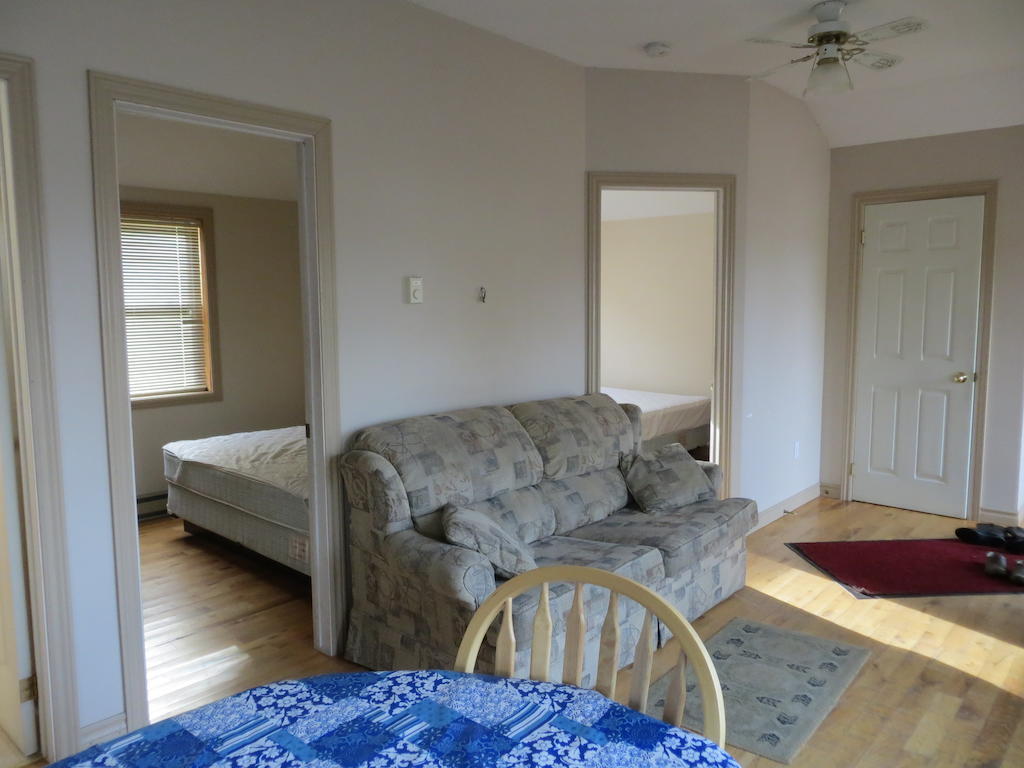 Halls Cottages Honey Harbor Стая снимка